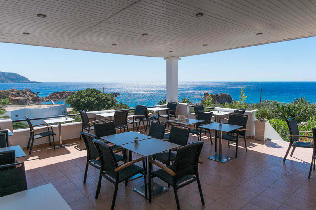 Terrasse vom Restaurant Cavo Marelia