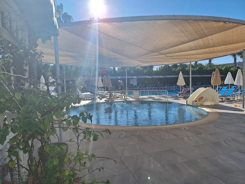 Pool Hane Family Resort