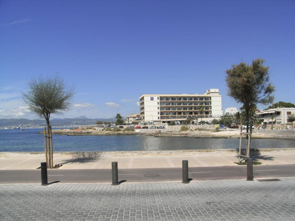 Blick von der Strandstrasse AluaSoul Palma