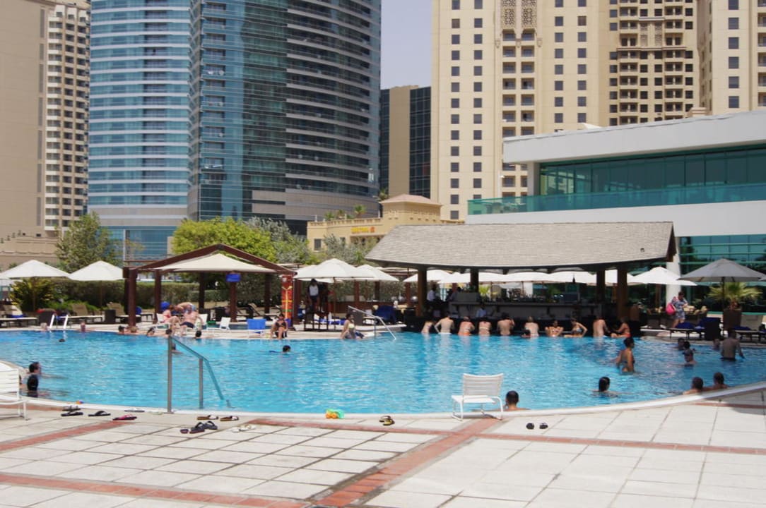 Pool mit Bar Hilton Dubai Jumeirah