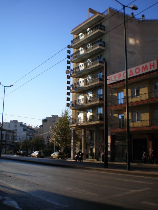 Abenddämerung Apollo Hotel