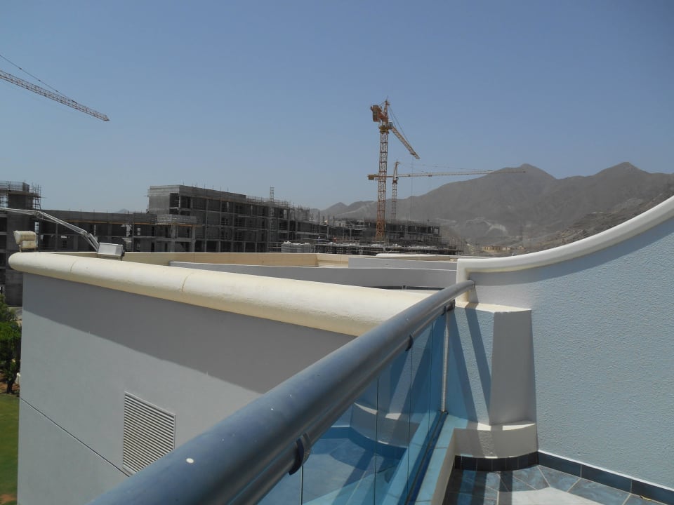 Baustelle Balkon Hotel Le Meridien Al Aqah Beach Resort