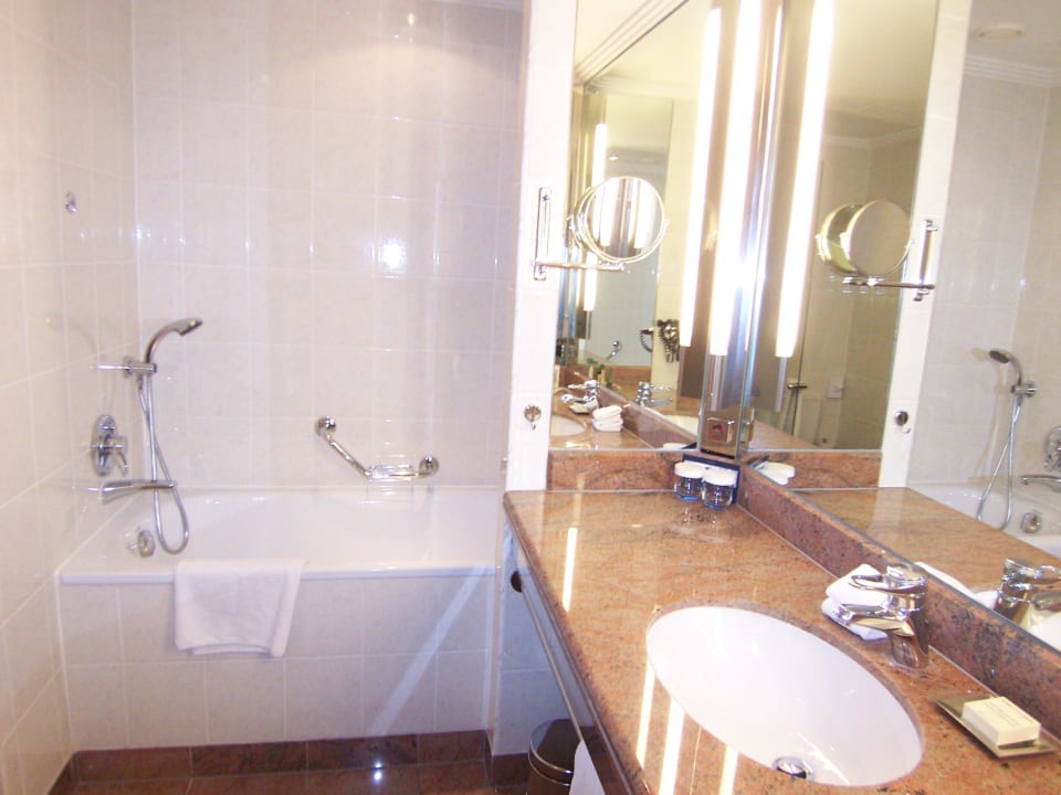 Badezimmer Hilton Frankfurt City Centre