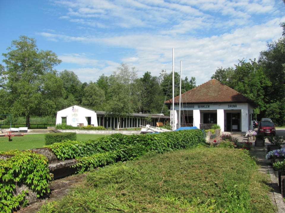 Blick auf das Seebad. Seehotel Winkler