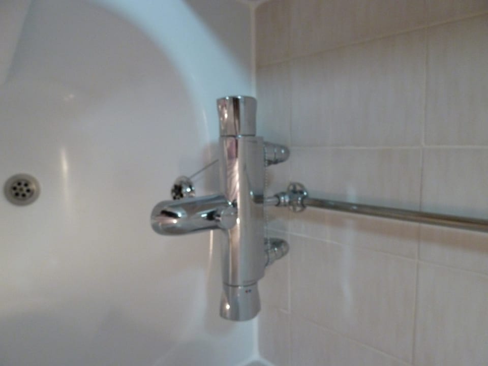 Doppelzimmer 12.Etage Bad Hotel Premier Inn London Hammersmith