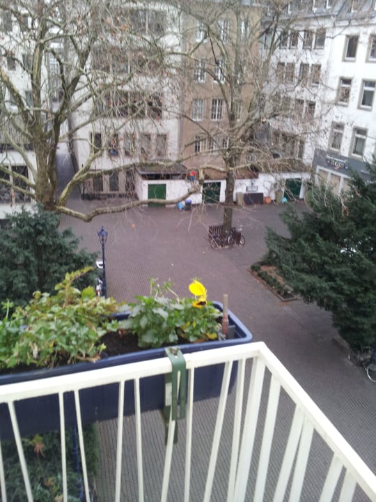 Zimmer 306 kleiner Balkon CityClass Hotel am Heumarkt