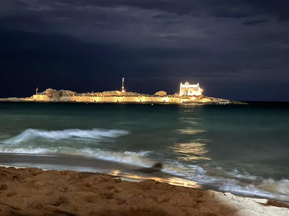 Strand High Beach Resort