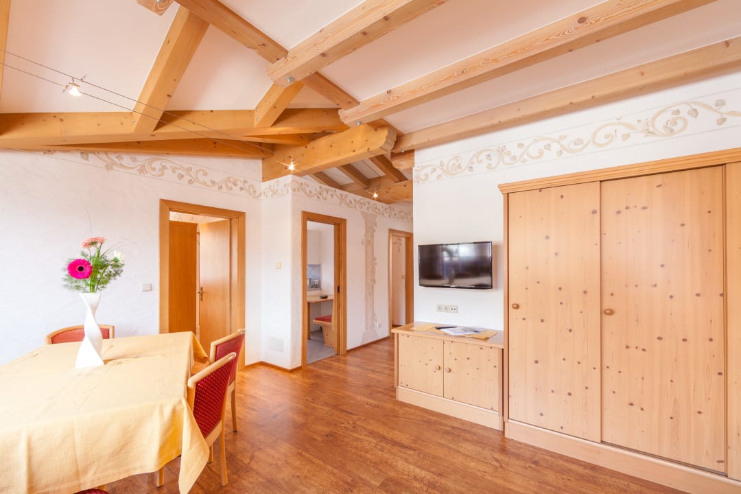 Zimmer Apartments Haus zur Vogelweide