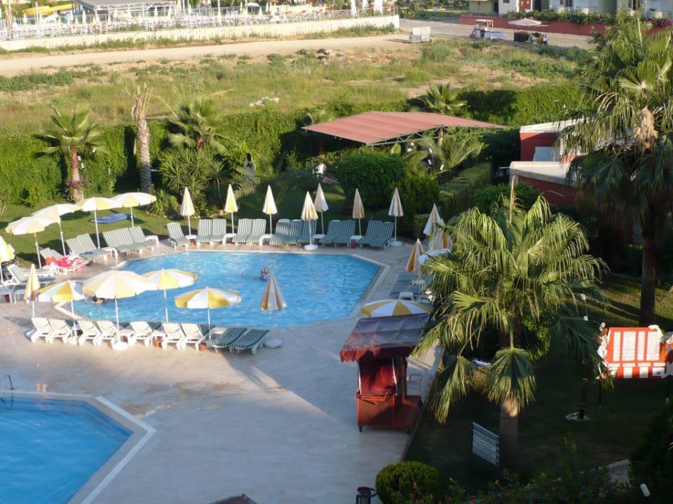 Blick auf den Kinderpool Hotel Royal Garden Beach