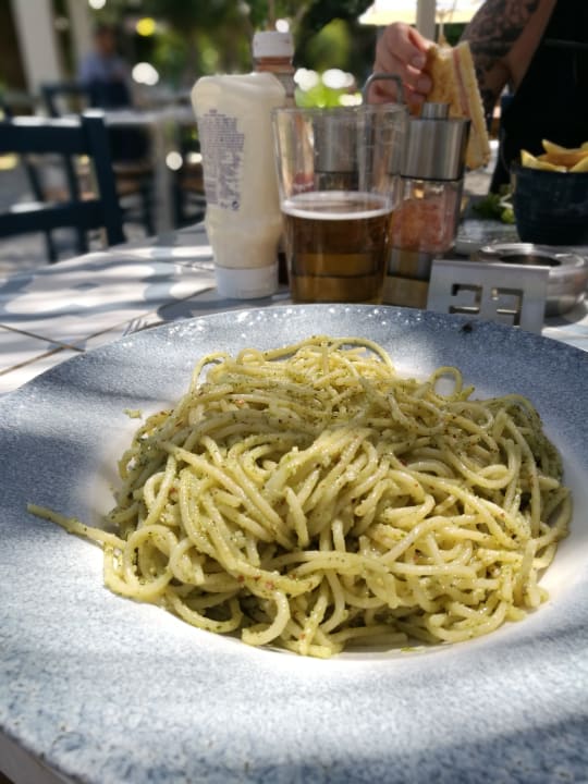 Gastro Crystal Springs Beach Hotel