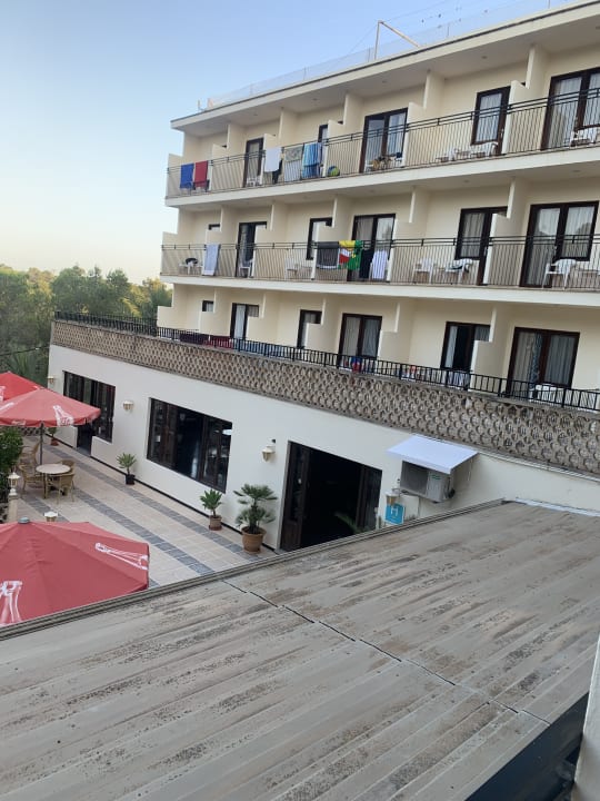 Außenansicht Hotel Condemar