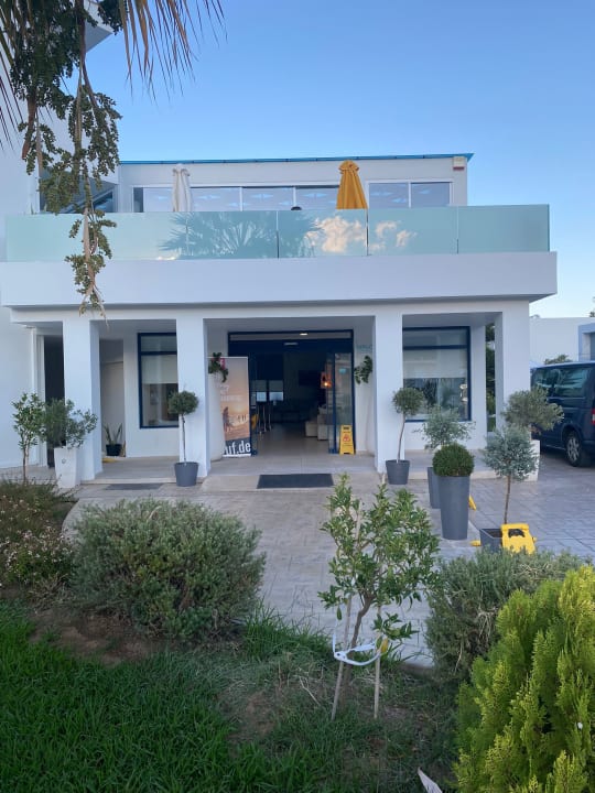 Außenansicht Nasos Hotel & Resort