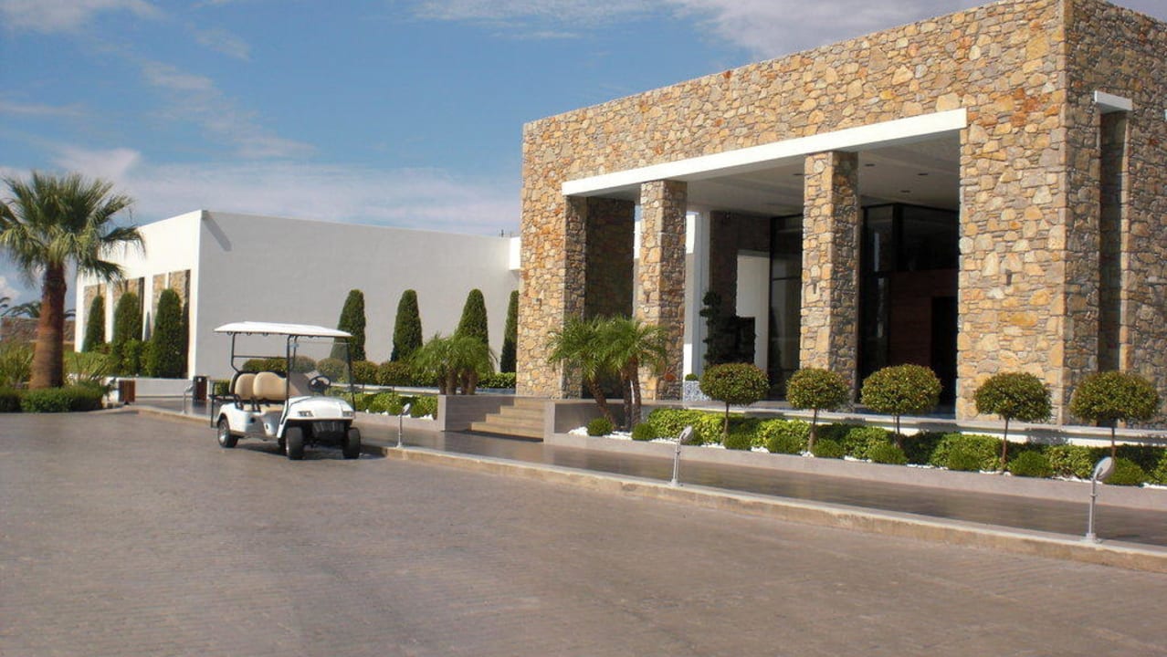 Eingang TUI BLUE Palazzo del Mare