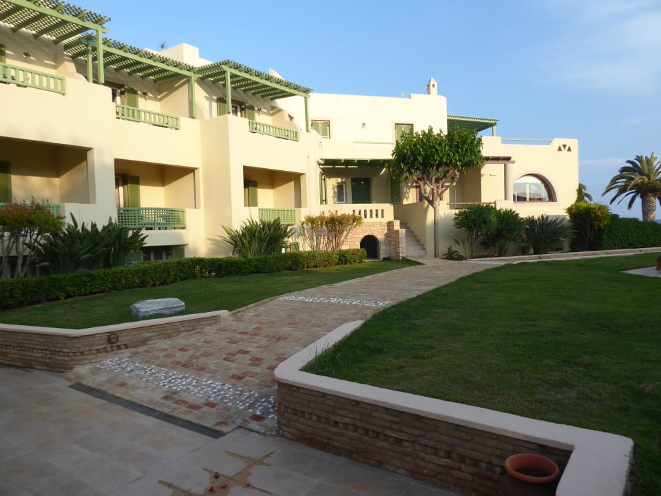 Außenansicht Hotel Finikas