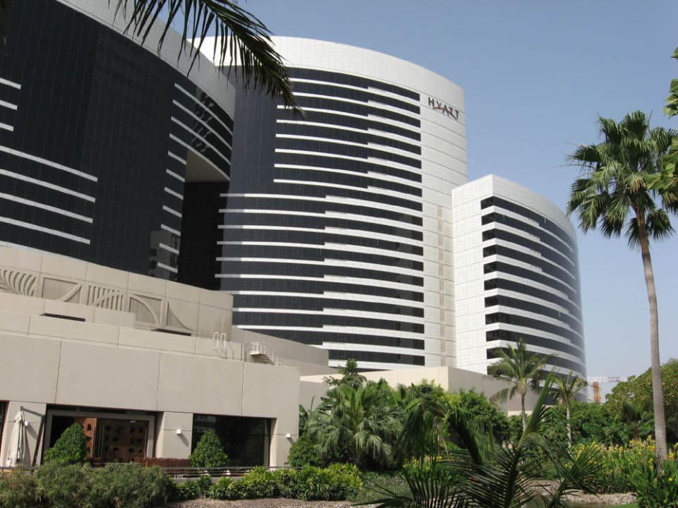 Blick aus dem Garten Grand Hyatt Dubai