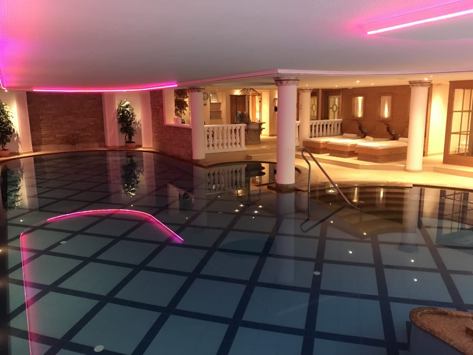 Pool ZillergrundRock Luxury Mountain Resort