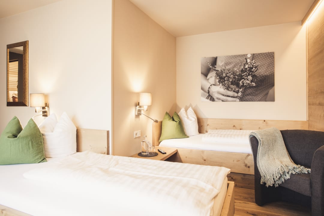 Zimmer Hotel Johanna mitten im Ötztal