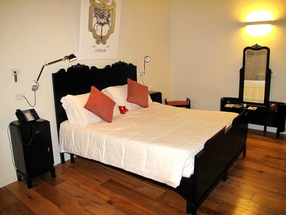 Zimmer "Longari" Castello Di Montignano Relais & Spa