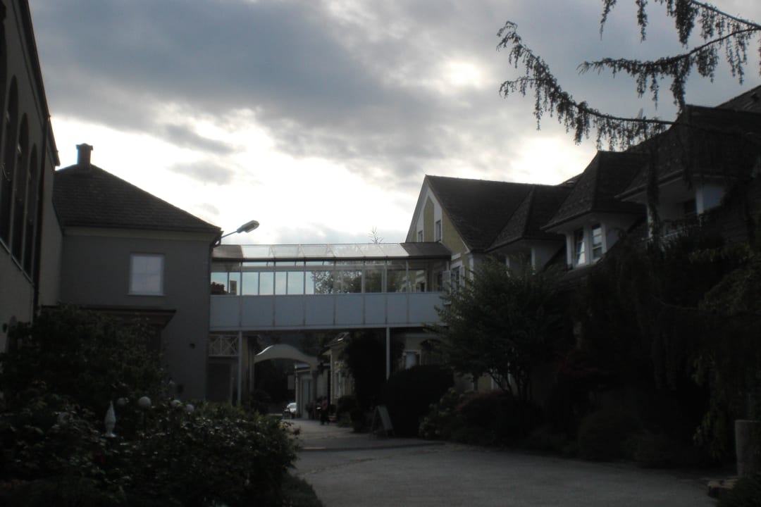 Weg zum Hotel Garten-Hotel Ochensberger