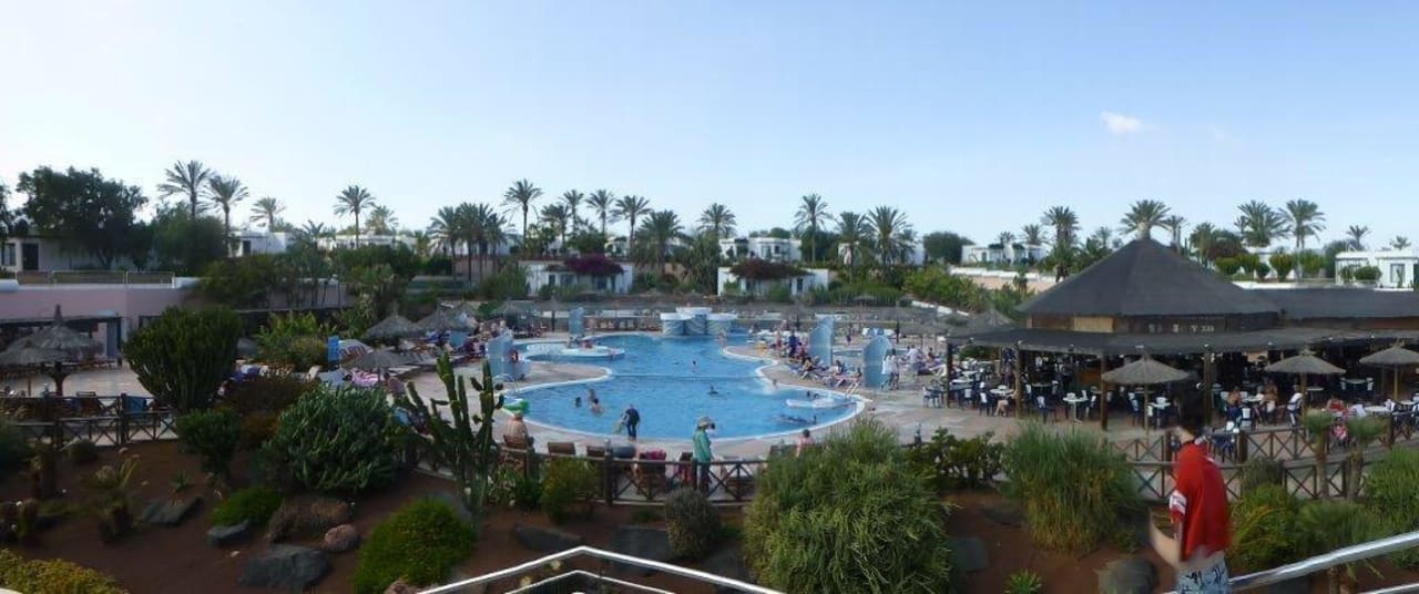Poollandschaft Hotel HL Club Playa Blanca