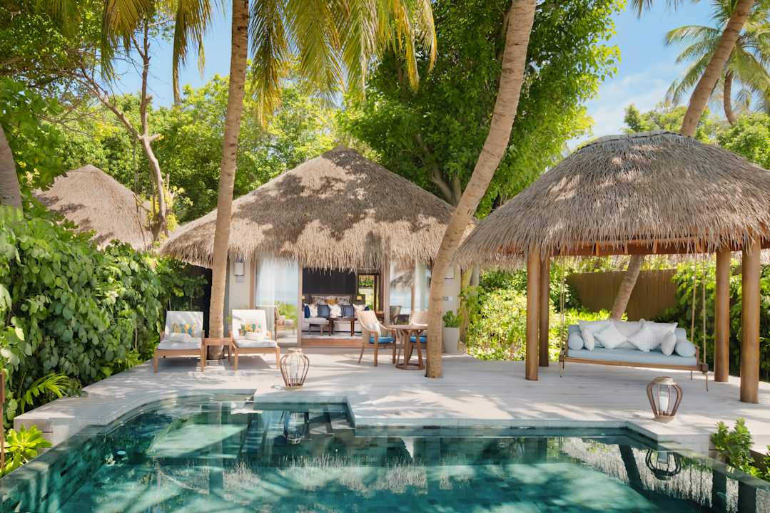 Zimmer Baros Maldives Resort