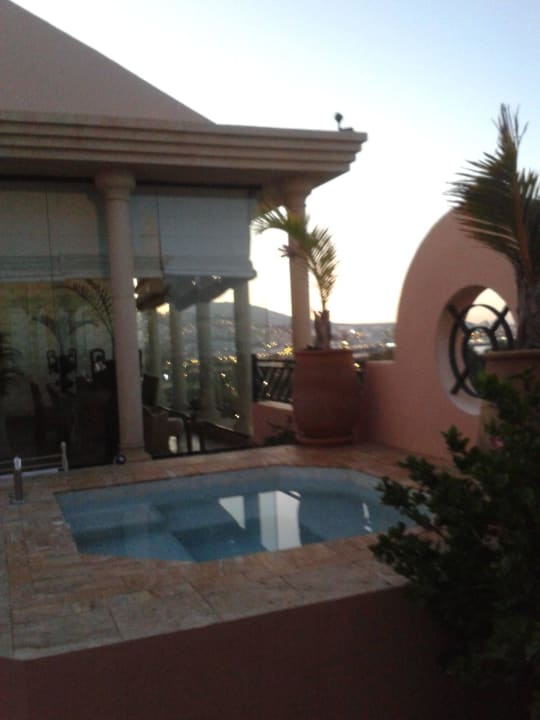 Ein Teil der Terrasse und Zimmers JOIA El Mirador by Iberostar