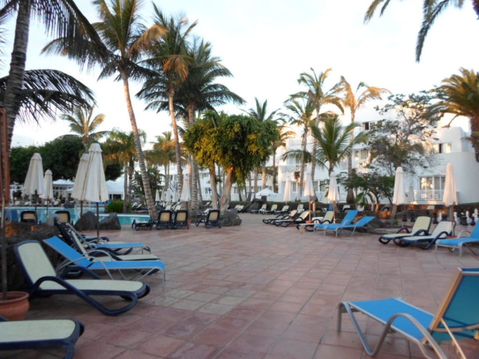 Morgens  Hipotels La Geria