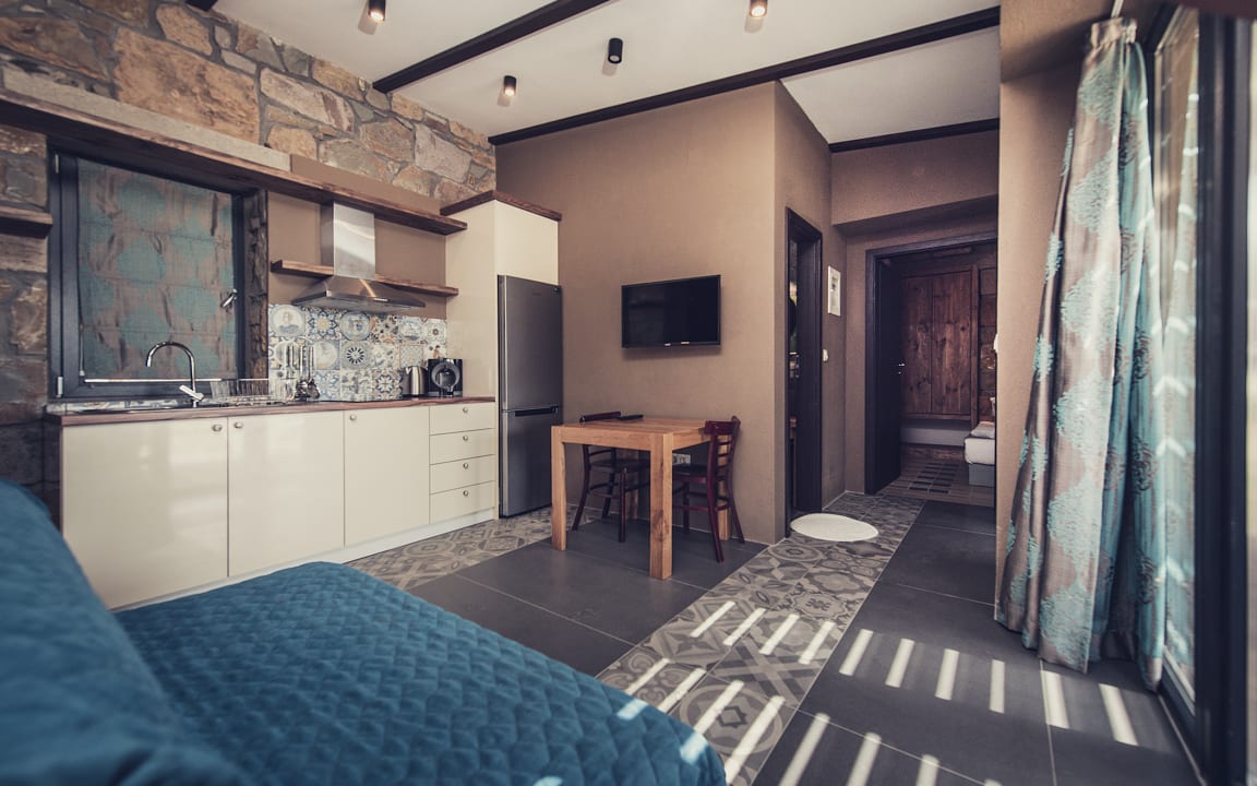 Zimmer Keros Blue - Luxury in Wilderness