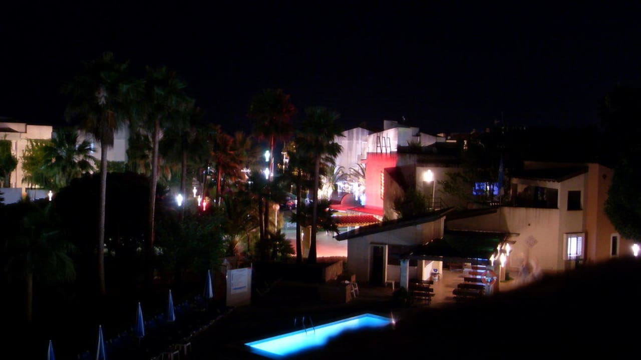 Bei Nacht Hipotels Mediterraneo Club