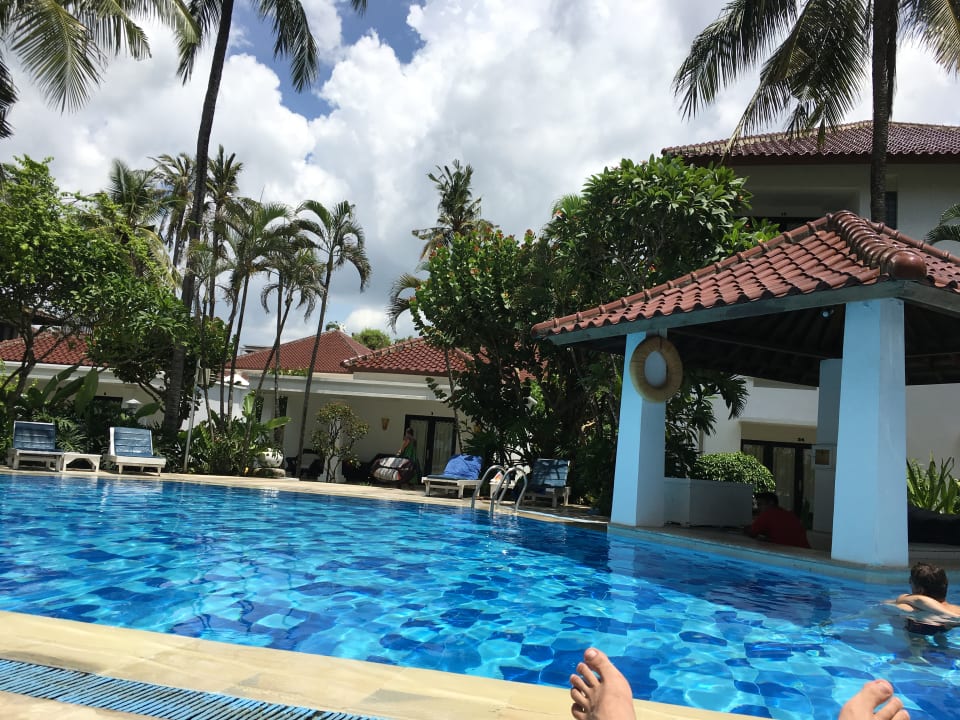 Pool Hotel Legong Keraton Beach