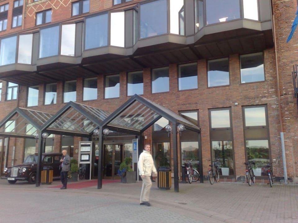 Außenansicht Best Western Plus Waterfront Hotel