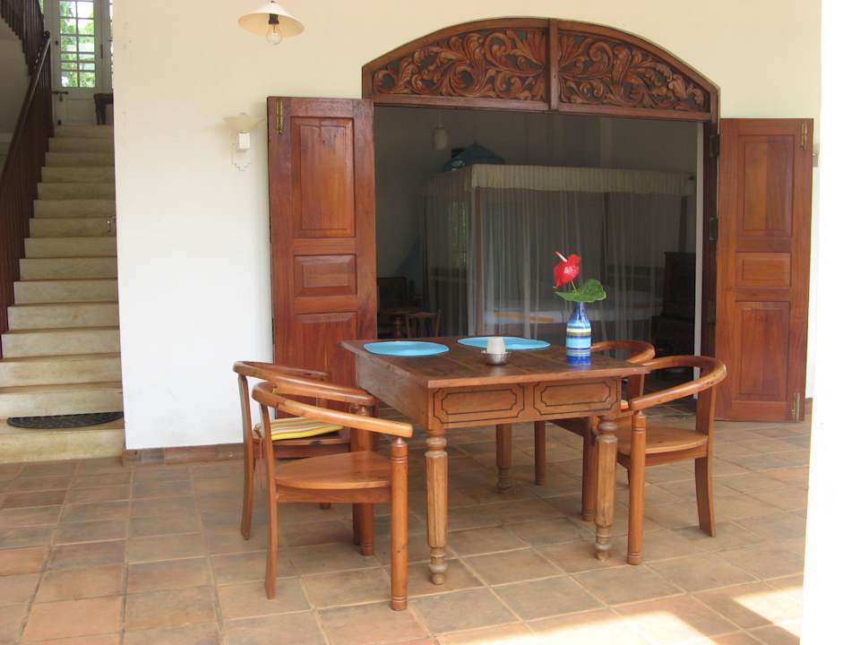 Sitzplatz untere Terrasse Villa Sunrise