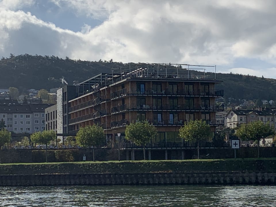 Außenansicht PAPA RHEIN - Hotel & Spa