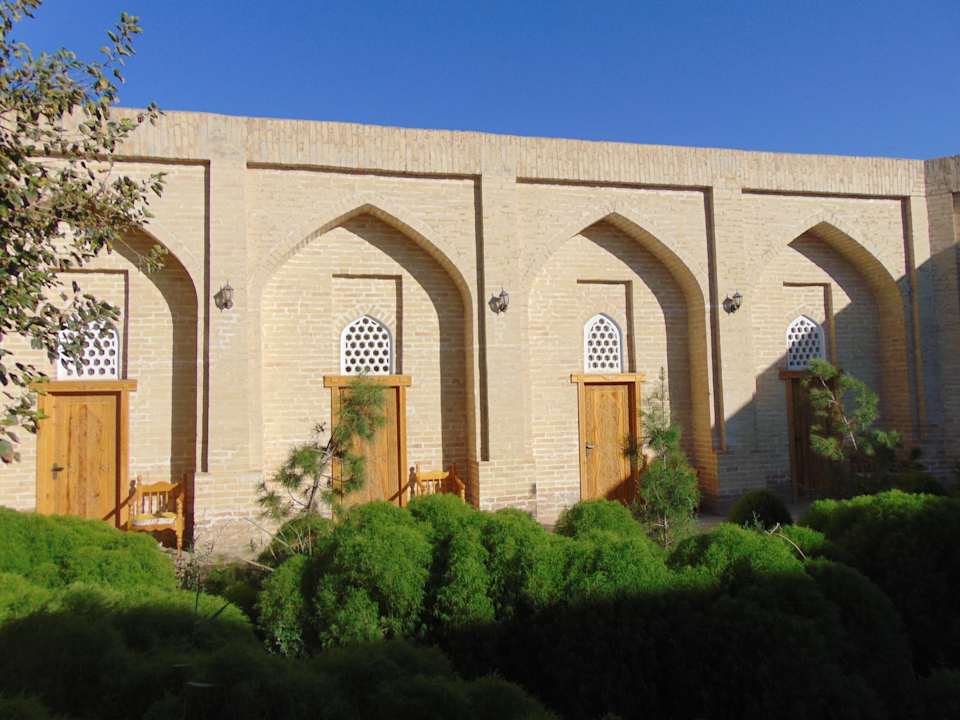 Außenansicht Madrasah Polvon-Qori Boutique