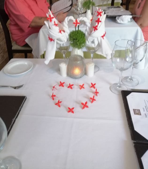 Gastro Akumal Bay Beach & Wellness Resort