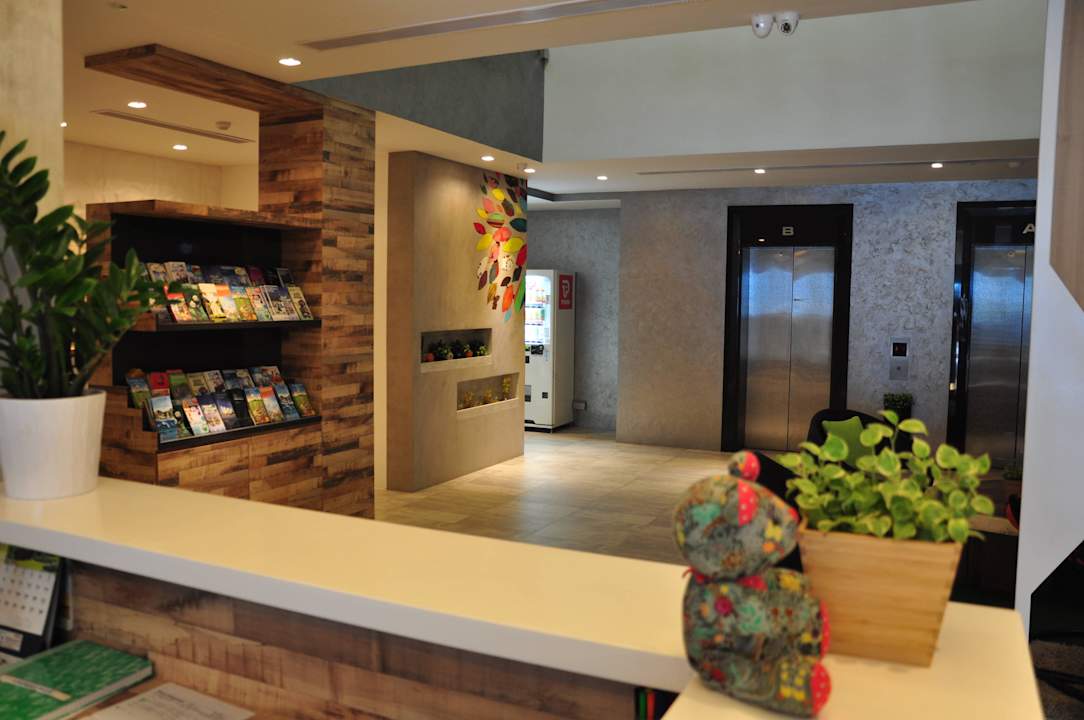 Hotel Lobby Champion Hotel