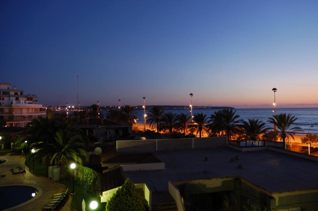 Zimmer 304 - Platja de Palma am Abend Iberostar Selection Playa de Palma