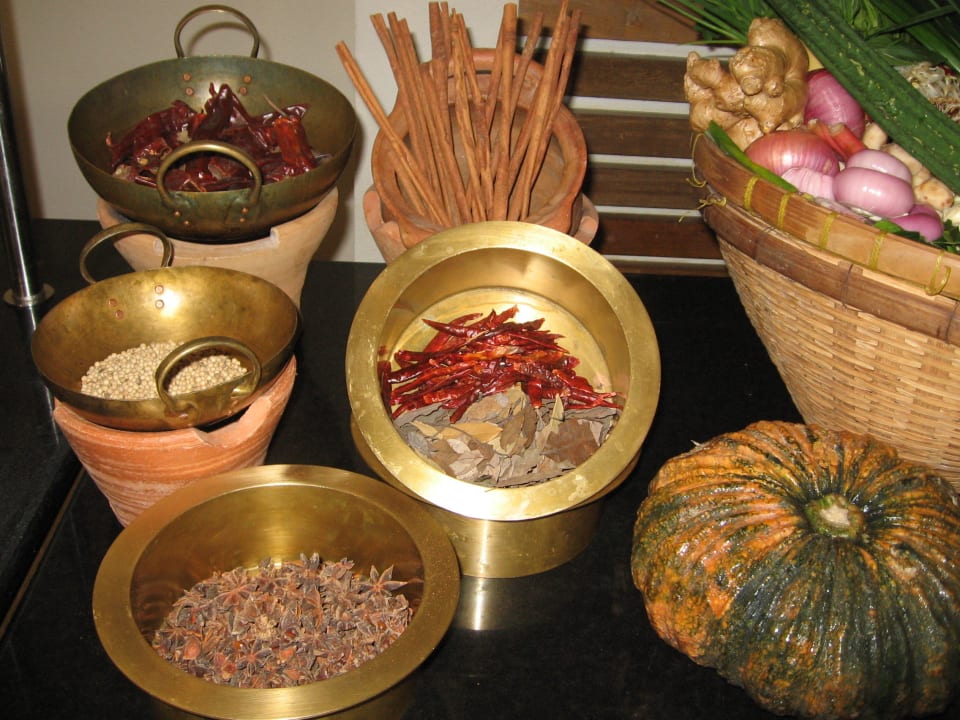 Die Zutaten zum Kochkurs Dinso Resort & Villas Ko Chang, Vignette Collection by IHG