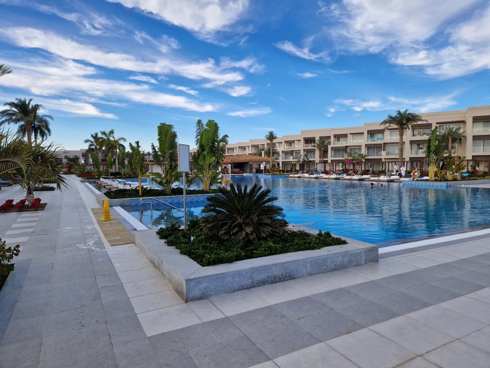 Pool Steigenberger Resort Ras Soma