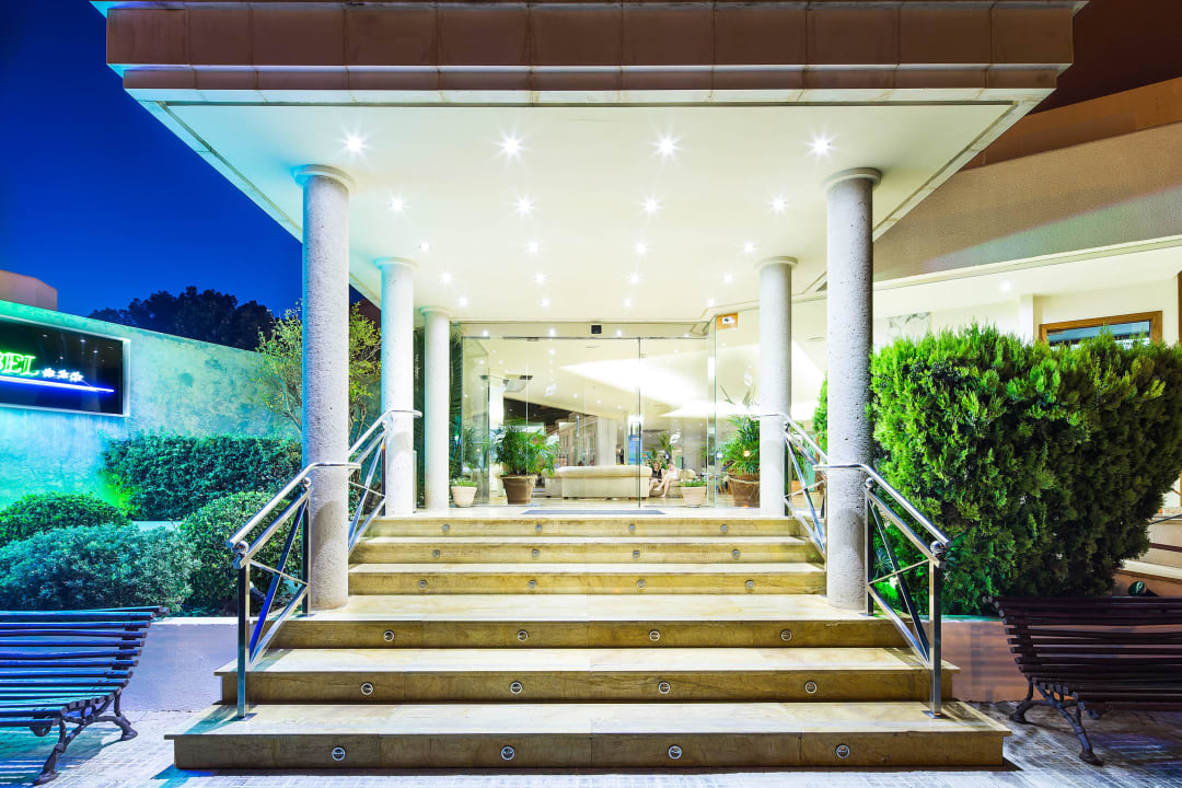 Entrada THB Maria Isabel - Adults only