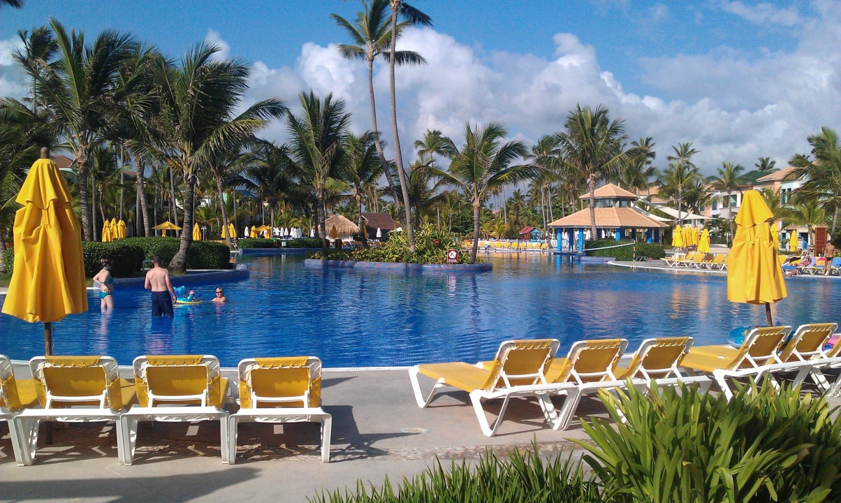 Zwei große Poolanlagen Ocean Blue & Sand