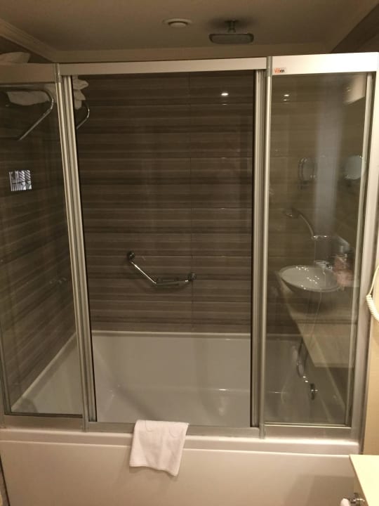 Dusche Hotel Delphin Imperial