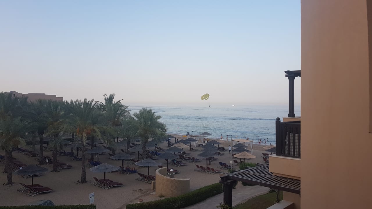 Strand Miramar Al Aqah Beach Resort