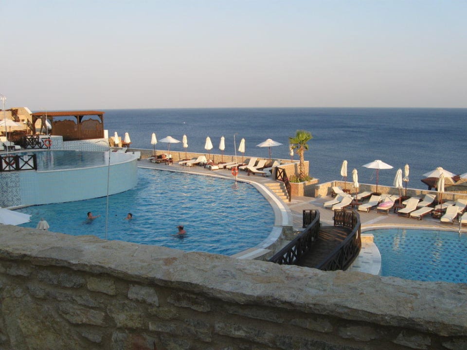 Einer der Pools Hotel Kalithea Horizon Royal