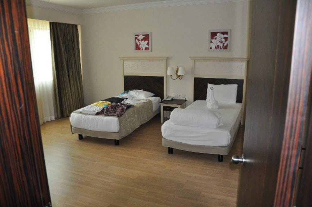 Liebevoll gemachtes Bett  Aydinbey Kings Palace & Spa