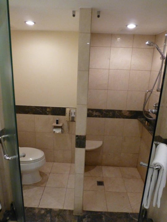 Deluxe Room Nr. 831 Hotel The Peninsula Manila