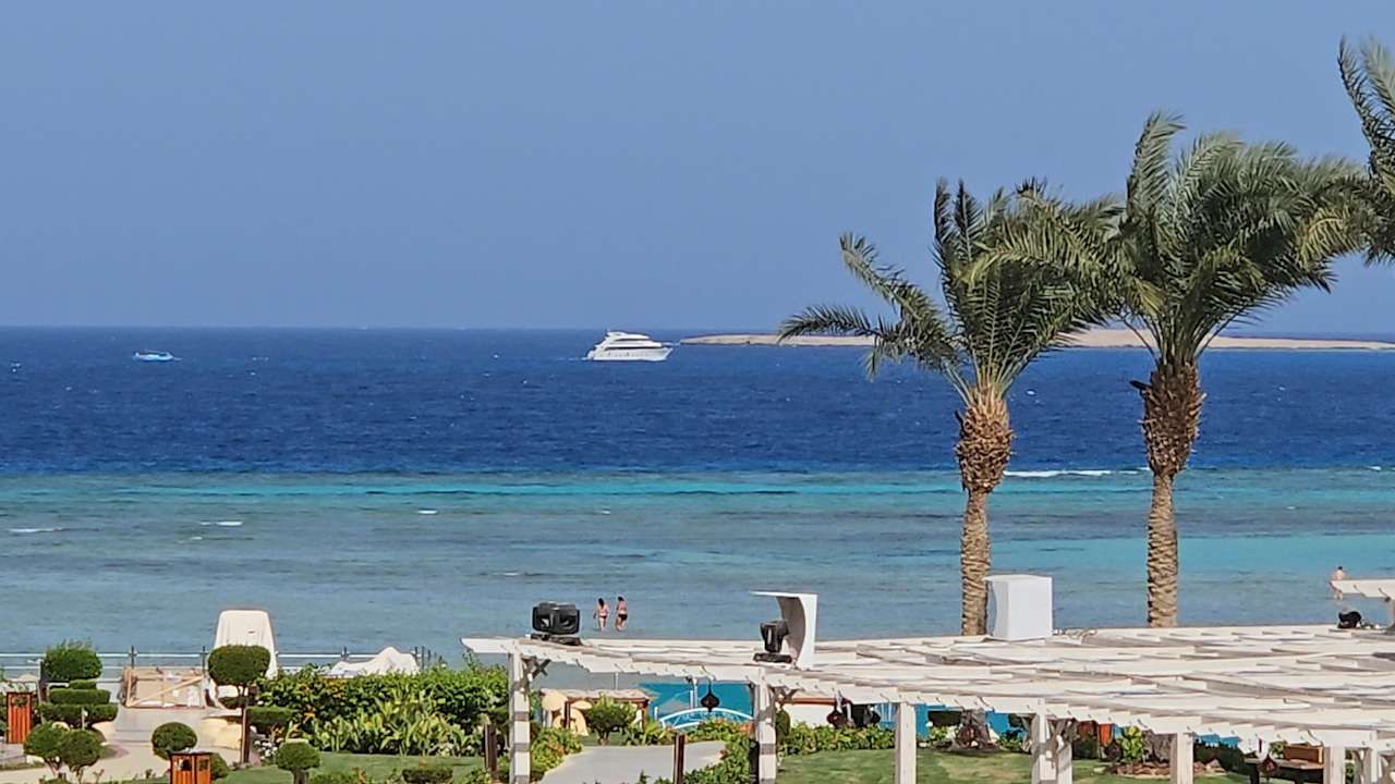 Strand Gravity Hotel & Aquapark Sahl Hasheesh