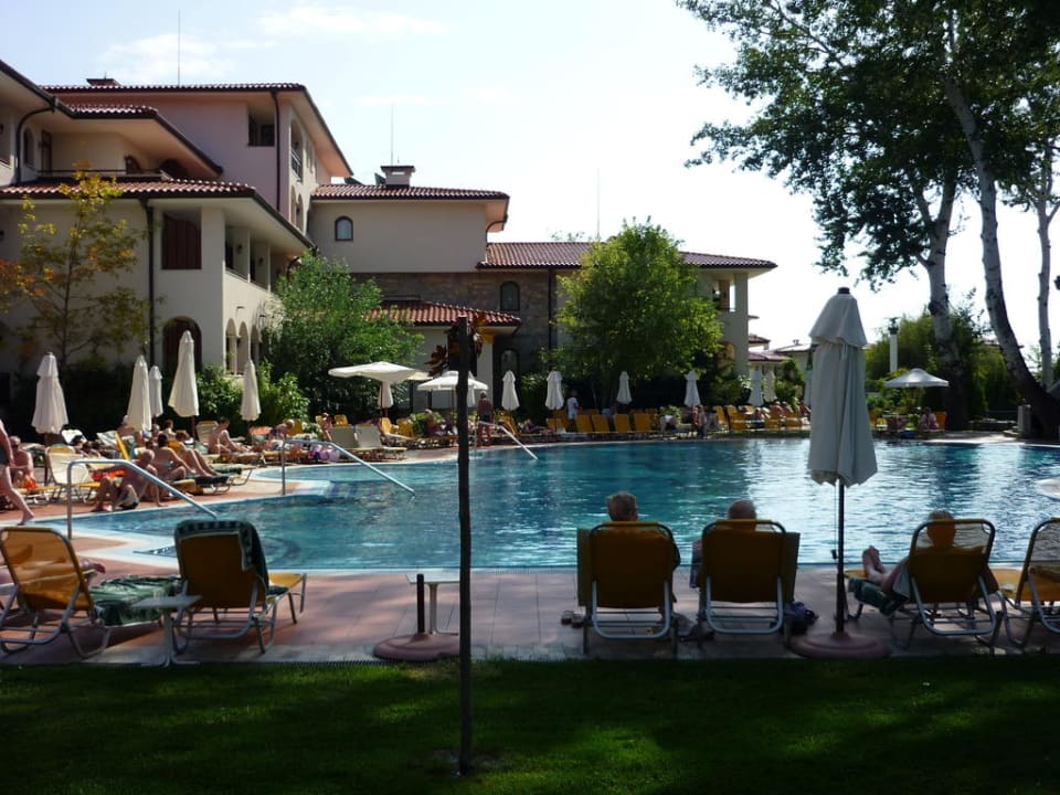 Poolanlage vom Hotel Helena Park Helena Sands