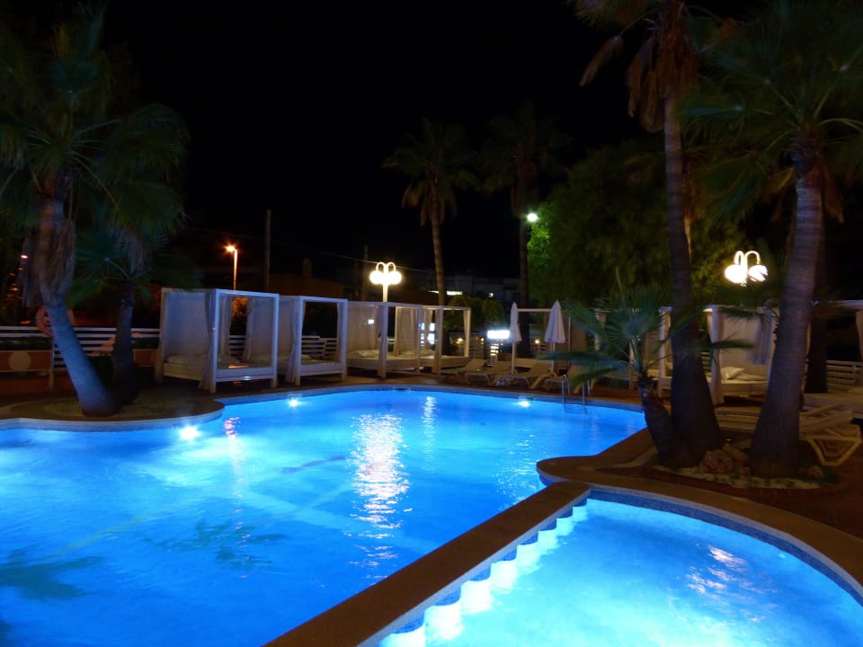 Pool allsun Hotel Cormoran