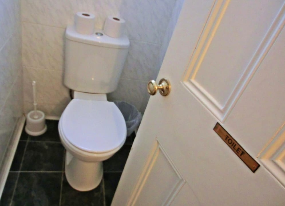 Gemeinschafts-WC Charlotte Guest House